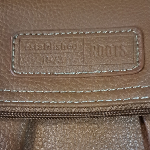 Roots Camel Leather Wristlet - Picture 3 of 7